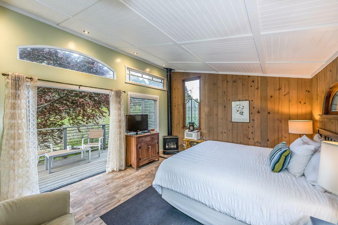 Inn At Schoolhouse Creek Little River Экстерьер фото